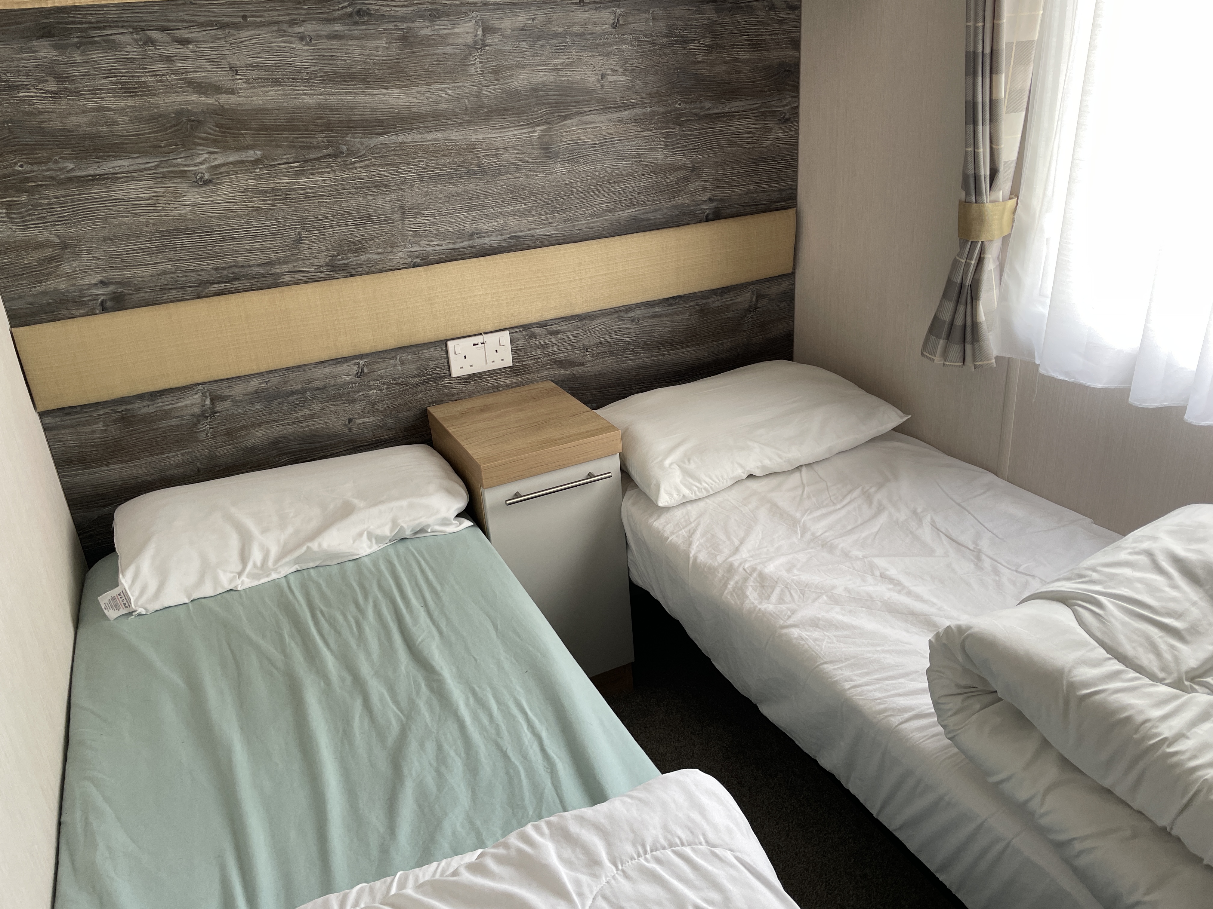 Enticing King Size Bed